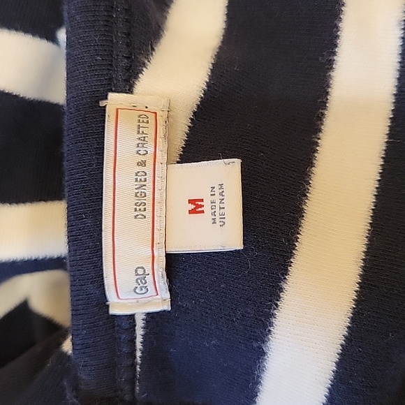 Gap peplum top - Picture 3 of 4